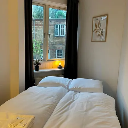 Comfy 2 Bedroom Getaway *