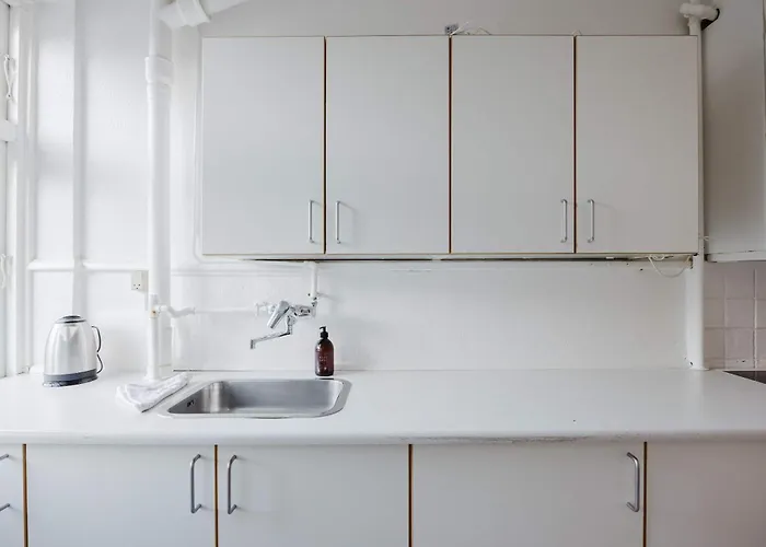 Comfy 2 Bedroom Getaway *